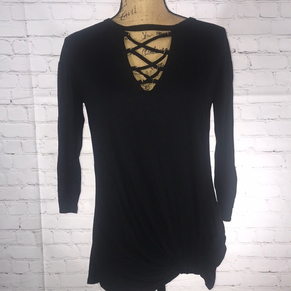 Maurices Tops - 🆕 Maurices Black Long Sleeve Top